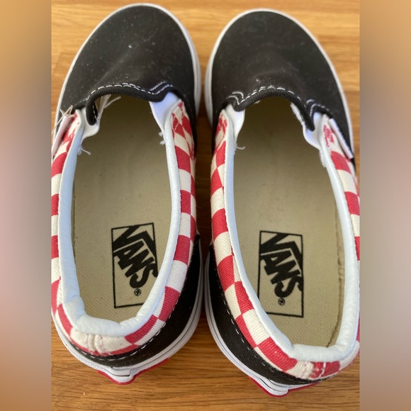 Vans Kids Classic Checkered Slip-On Shoe - Picture 4 of 6